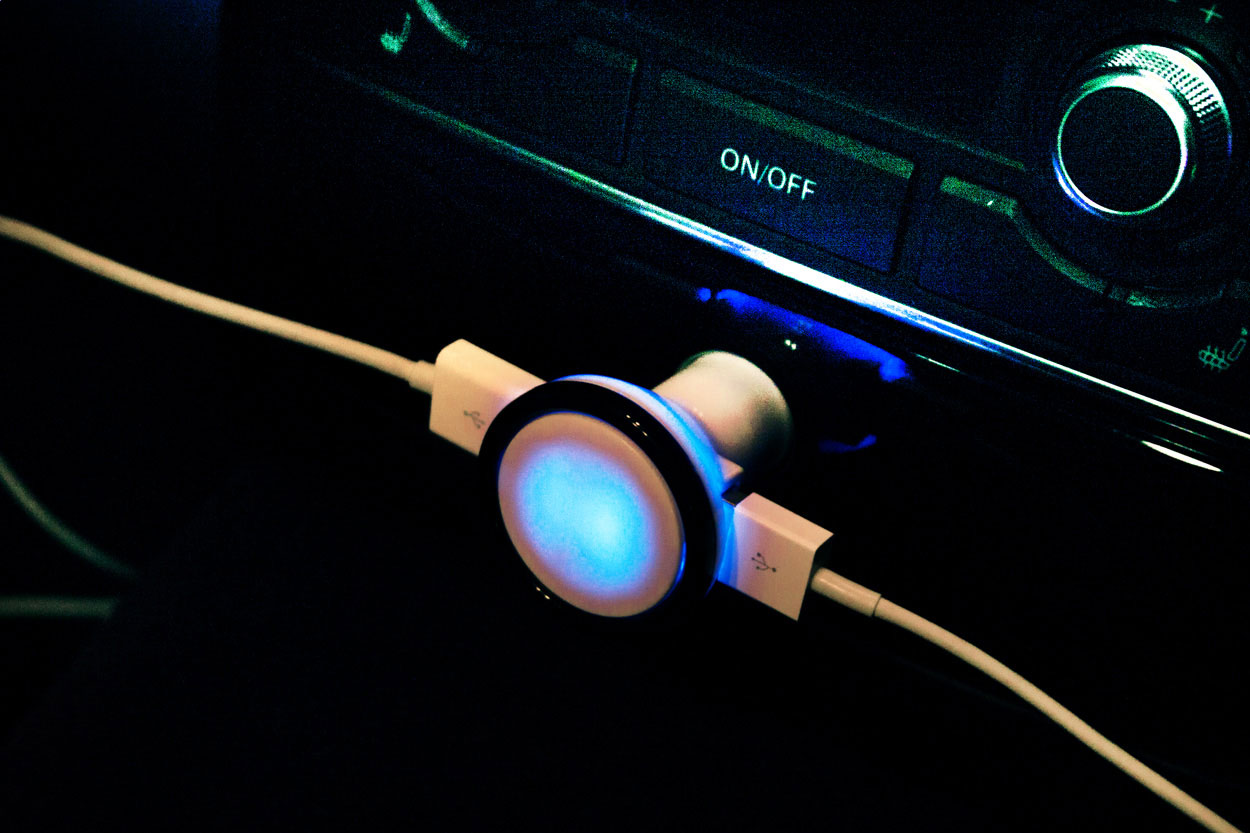 Autós USB töltő - Image 2